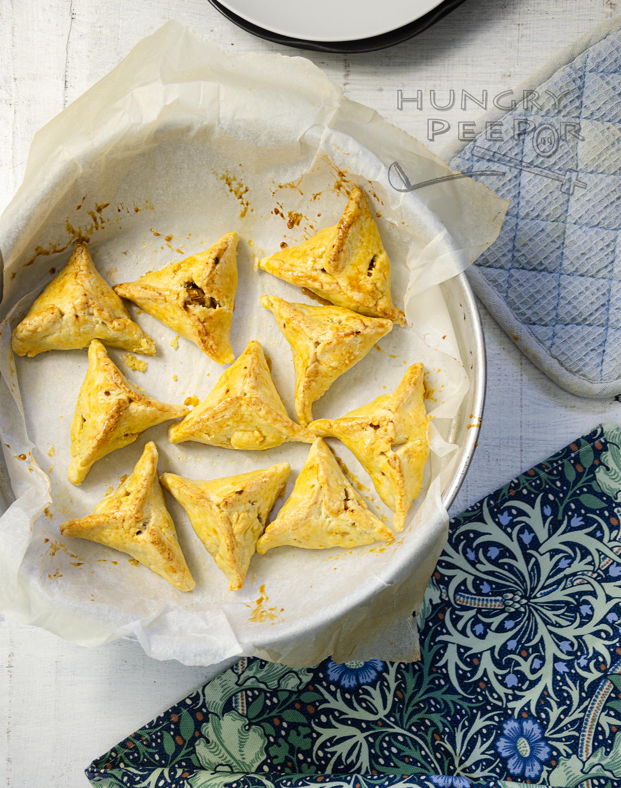 Curry Triangles - Hungry PeeporHungry Peepor